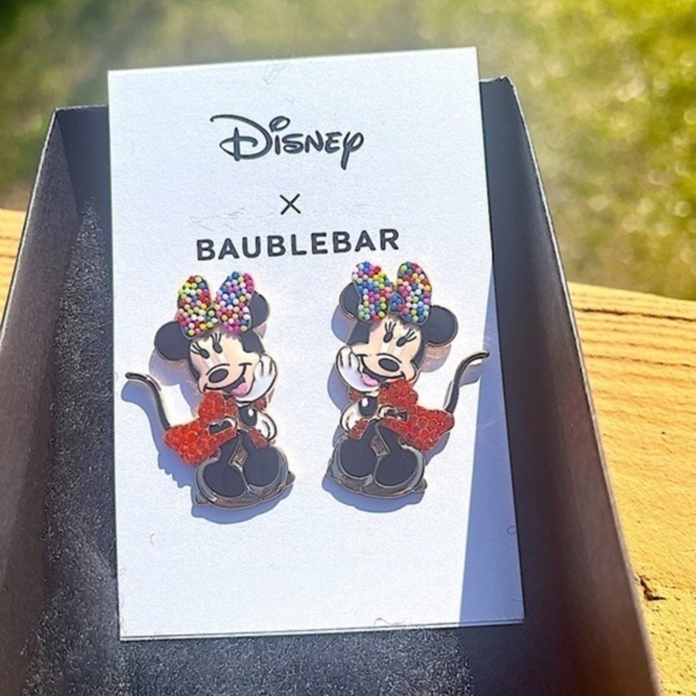 BaubleBar x Disney Minnie Mouse Stud Earrings Rainbow Bow Red Heart NIB